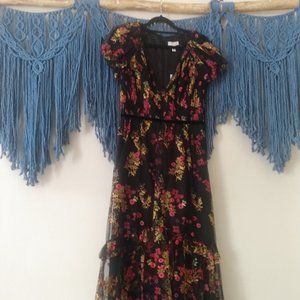 Monique Lhuillier Dress